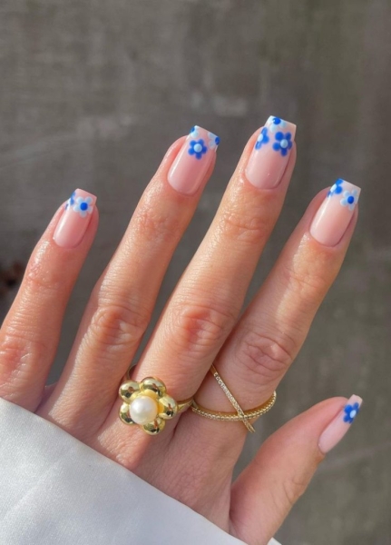 20 Fourth of July Nail Ideas That'll Get You Compliments The Entire Long Weekend