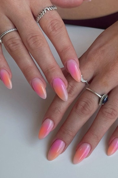 20 Ombré Nail Ideas For When You Can't Choose Just One Color