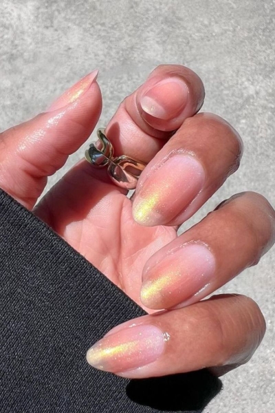 20 Ombré Nail Ideas For When You Can't Choose Just One Color