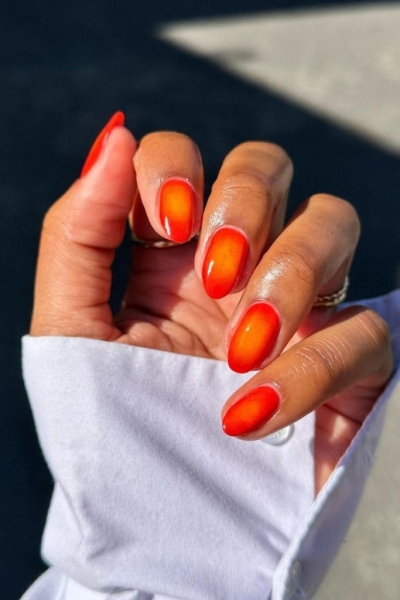 20 Ombré Nail Ideas For When You Can't Choose Just One Color