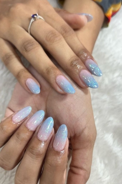 20 Ombré Nail Ideas For When You Can't Choose Just One Color