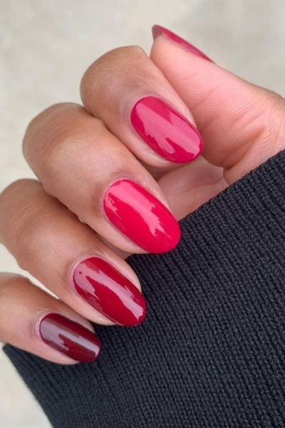 24 Red Nail Ideas to Try If You Want to Test The "Red Nail Theory"