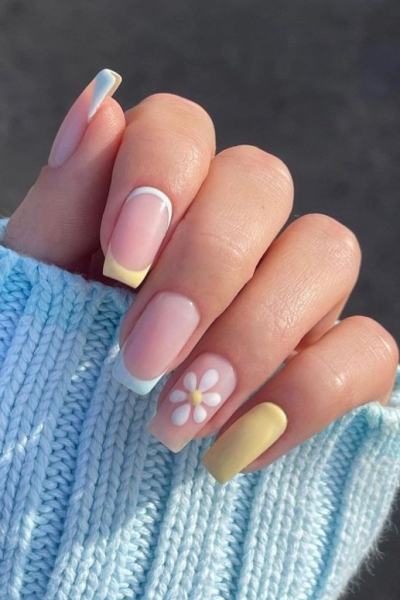 Pack Your Bags: Here are 40 Vacation Nail Ideas for Your Next Trip