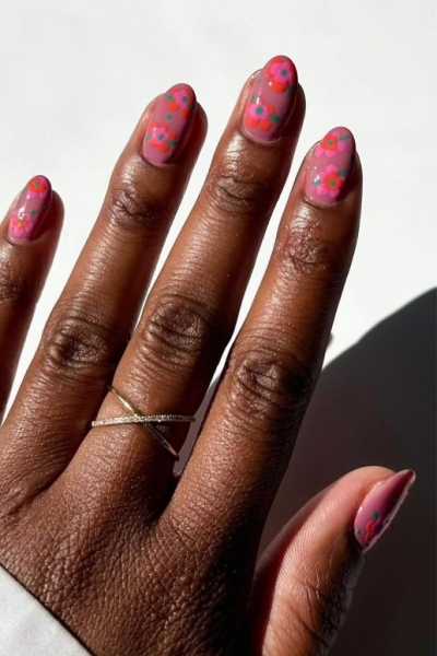 Pack Your Bags: Here are 40 Vacation Nail Ideas for Your Next Trip