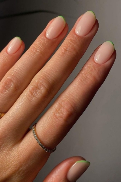 The Micro French Manicure Is Our Favorite Nail Trend Yet