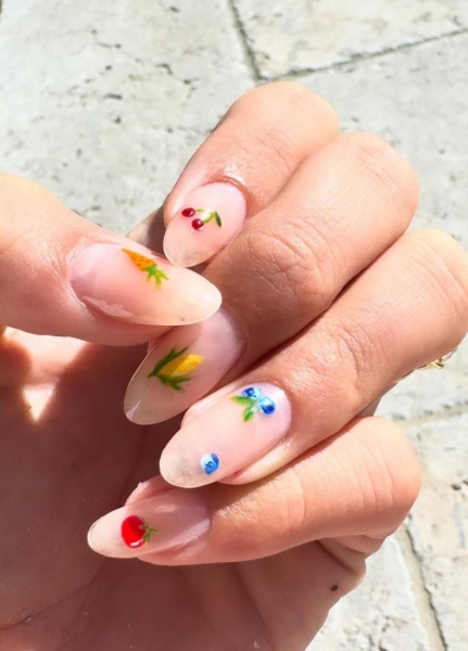 10 Picnic Nail Ideas That Are Perfect for the Height of Summer