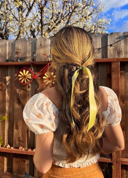 15 Heatless Hairstyles To Try When It’s Too Hot for a Blow Dryer