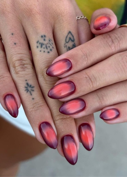 18 Aura Nail Ideas That Give Major Cool Girl Energy