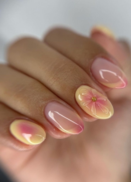 18 Aura Nail Ideas That Give Major Cool Girl Energy