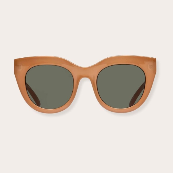 7 Cool Girl-Approved Sunglasses Brands to Try (That Aren't Ray-Ban)