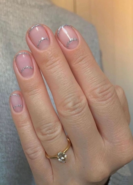 It's Peak Wedding Season: 40 Bridesmaid Nail Ideas to Match Any Theme