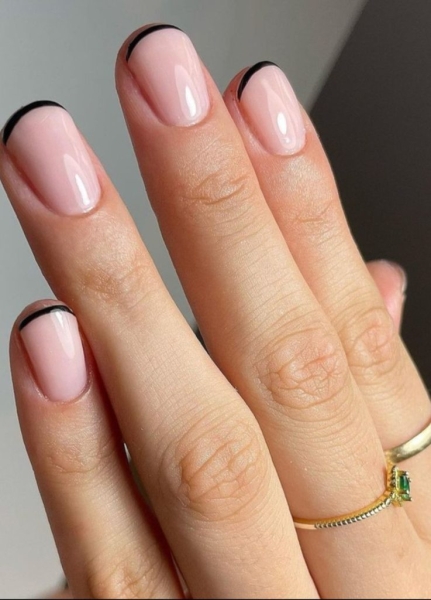 It's Peak Wedding Season: 40 Bridesmaid Nail Ideas to Match Any Theme