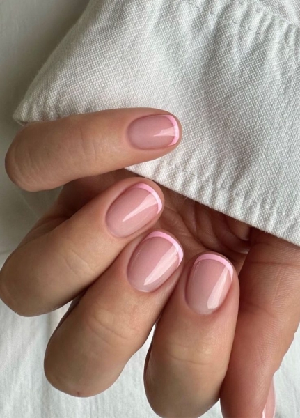 It's Peak Wedding Season: 40 Bridesmaid Nail Ideas to Match Any Theme