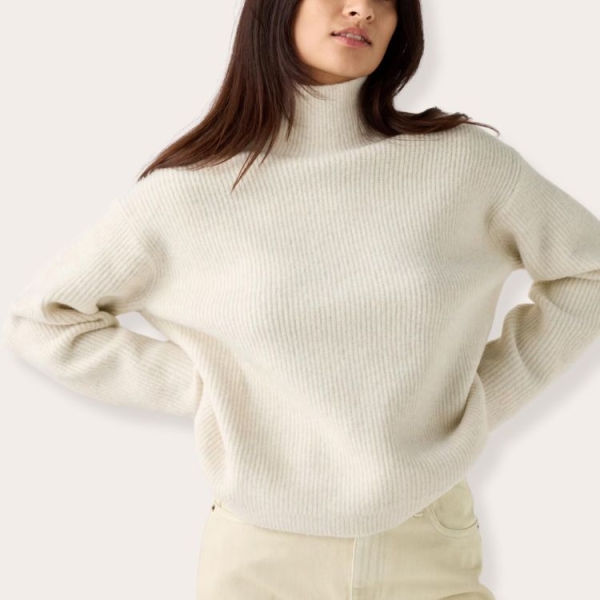 I’m a Stylist—These Are the 30 Under-$100 Sweaters I’d Recommend for Fall