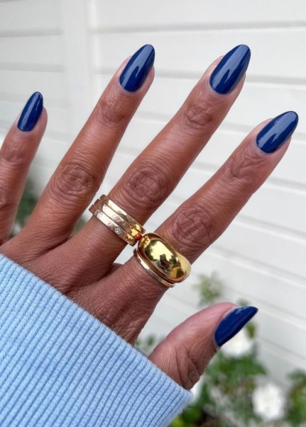 The Fall Nail Color You Should Try Next, According to Your Zodiac Sign