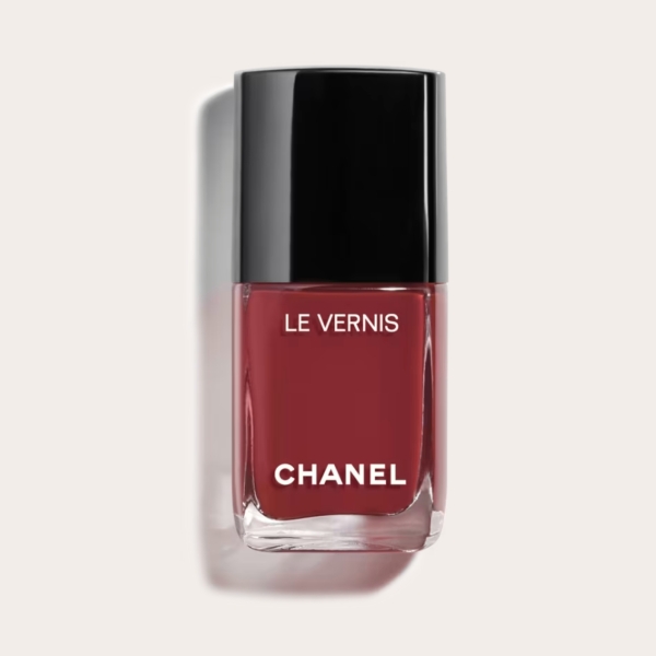 The Fall Nail Color You Should Try Next, According to Your Zodiac Sign