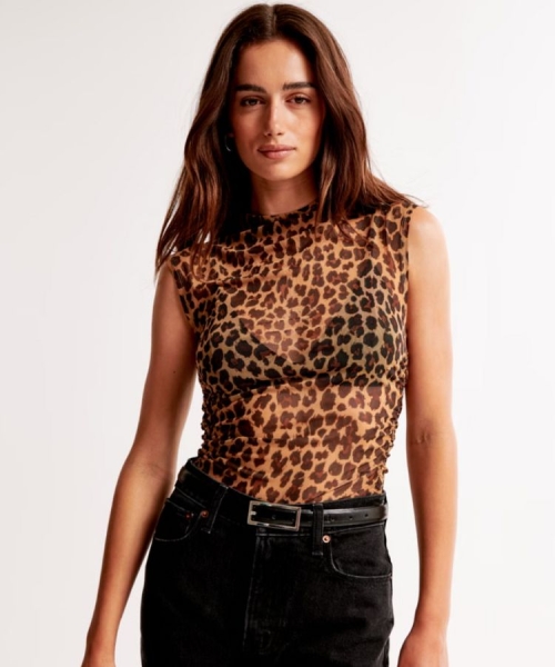 The Leopard Print Revival Is Here—Here’s How to Style It for Fall