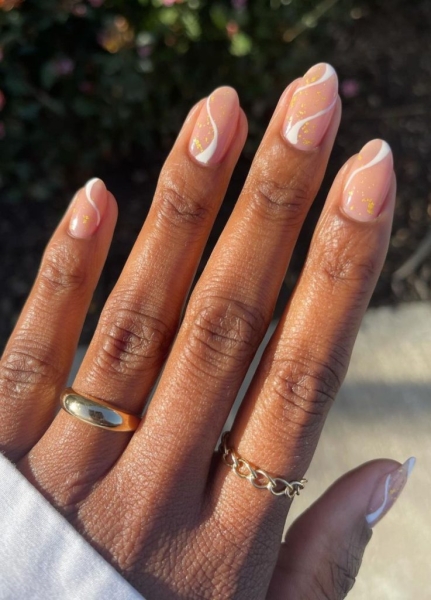 11 Moody Fall Nail Ideas You'll Want to Try Immediately