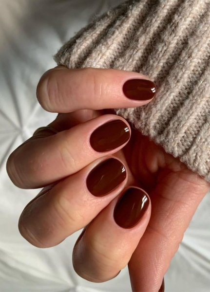 11 Moody Fall Nail Ideas You'll Want to Try Immediately