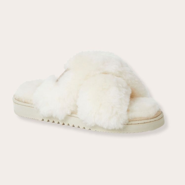 15 Cozy Slippers We’ll Be Living in All Season Long