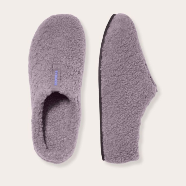 15 Cozy Slippers We’ll Be Living in All Season Long