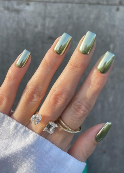 12 Chrome Nail Ideas to Spice Up Your Fall Mani